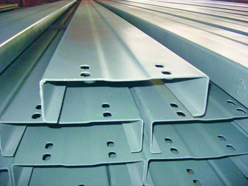 鋼結(jié)構(gòu)廠(chǎng)房檁條該如何選擇