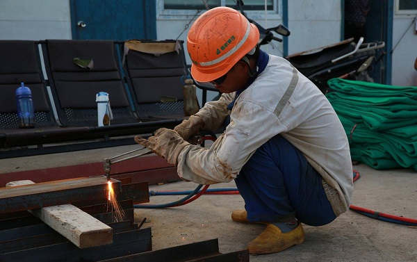 鋼結(jié)構(gòu)加工中焊縫裂紋這樣處理，簡(jiǎn)單實(shí)用