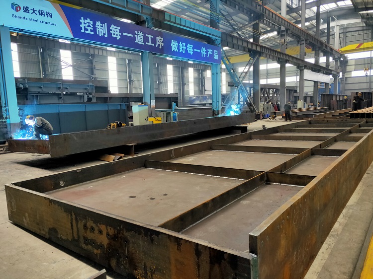 山西鋼結構公司盛大鋼構，27年老廠，山西知名鋼構企業(yè)